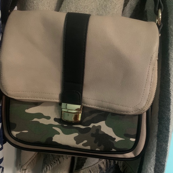 Handbag - Picture 4 of 4